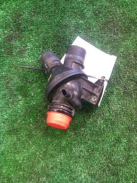 348.bm1p12 Bmw 2012 528i 2.0l Thermostat Housing 854151