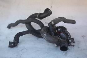 348.bm1q08 Bmw 2008 2009 2010 135i E88 Thermostat Housing