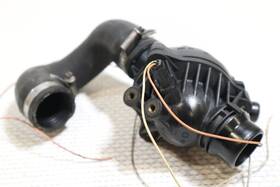 754631903 Bmw 2009-11 328i Xdrive E90 Engine Coolant Thermostat Housing