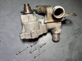 7831103 Bmw E46 M3 S54 2001-2006 Thermostat Housing Water Pump Oem