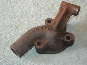 12h-2447 British Leyland 68 - 74 Mg Mgb Therostat Housing 12h 2447