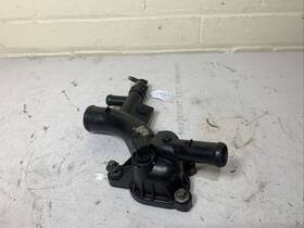 12326a Buick 12326a/3 2017 Encore 1.4l Engine Water Outlet Thermostat Housing Oem 01