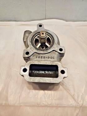 104-8584 Caterpillar Cat 3406e Diesel Engine Upper Thermostat Housing 1048584 Oem