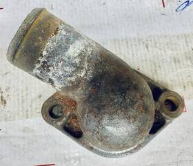 336773 Chevrolet 1960s Chevy Alum Therm. Housing # Gm Original
