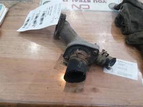 348.gm1g96 Chevrolet Cavalier 1996 Thermostat Housing 1738913
