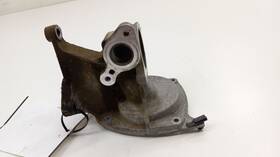 348.gm1i15 Chevrolet Malibu Thermostat Housing Mount Bracket 2014 2015 2016 2017 2018