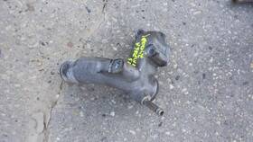 348.gm1o15 Chevrolet Thermostat Housing Coolant Pipe Fits Impalaold 2015 958803