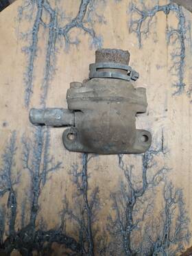 40-8245-u Chevrolet 216 235 6 Cyl. Chevy Lower Thermostat Housing 1940 - 1954 Stovebolt 6. Inline