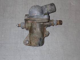 3841191 Chevrolet Gm 62-70 Chevy Ii Nova 153 L-4 Thermostat Housing Rare Barn Find