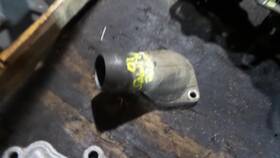 348.gm8m01 Chevrolet Truck Thermostat Housing Coolant Pipe Fits Silvrdo15 2001 967845