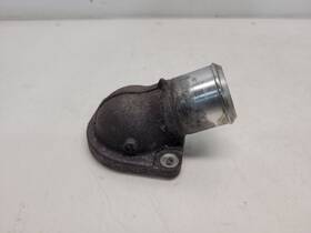 348.gm8p11 Chevrolet Truck 2011 Suburban 1500 5.3l / At 4x4 Thermostat Housing