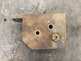 3076539 Cummins N14 Celect Engine Thermostat Housing - Used P/n