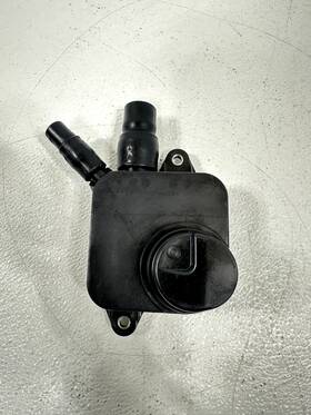 3957987 Cummins 3957926 2003-06 Diesel 5.9l Vavle Cover Breather Baffle P/n Oem