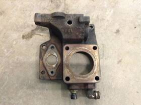 3102759 Cummins 8102759 Ism Engine Thermostat Housing - Used P/n