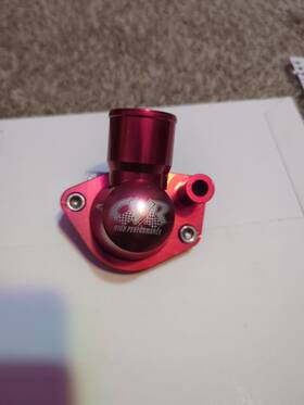 Cvr 840529108234 Billet Aluminum Swivel Thermostat Housing Ford Small Block 289 302 351w Red Cvr 840529108234 Billet Aluminum Swivel Thermostat Housing Ford Small Block 289 302 351w Red