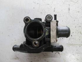 348.fd1f04 Ford Thermostat Housing 2.0l Fits 04 Focus 343610