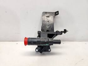 348.fd1f10 Ford 2010 Focus 2.0l / At Thermostat Housing 348.fd1f10 Ford 2010 Focus 2.0l / At Thermostat Housing