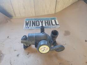 348.fd1r04 Ford 2004 Thunderbird Thermostat Housing 348.fd1r04 Ford 2004 Thunderbird Thermostat Housing