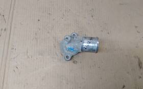 348.fd8e05 Ford 2005 Expedition 5.4 Thermostat Housing
