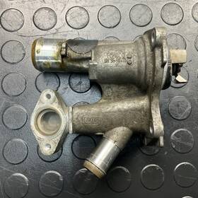 Bm5g9k478 Ford 2013-2016 Escape 1.6l Engine Coolant Thermostat Housing Oem