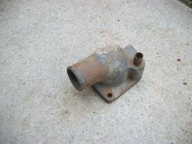 Eam-8592-a Ford 1955-62 Thunderbird Fairlane Crown Vic Nice Thermostat Housing