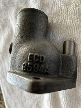 Ecd-8594a Ford 1955 56 57 Thunderbird Y-block Thermostat Water Outlet Housing Ecd 8594a Ecd-8594a Ford 1955 56 57 Thunderbird Y-block Thermostat Water Outlet Housing Ecd 8594a