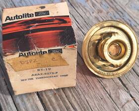 Rt-19 Ford - Mercury Nos 1966 1967 Mustang Fairlane Galaxie Xl Cougar Gt 390 427 428 Thermostat