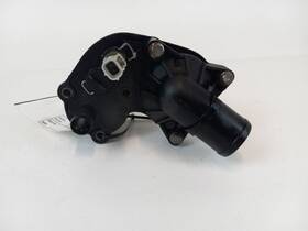 348.fd8408 Ford Truck 2008 Explorer Thermostat Housing
