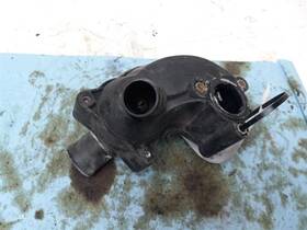 348.fd8410 Ford Truck 2010 Explorer Thermostat Housing
