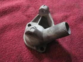 3994217 General Motors 71-77 Vega Monza Astre Starfire Thermostat Housing A/c