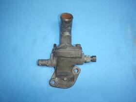 10055409 Gm 10055407 2.5 Chevrolet S-10 Engine Thermostat Housing
