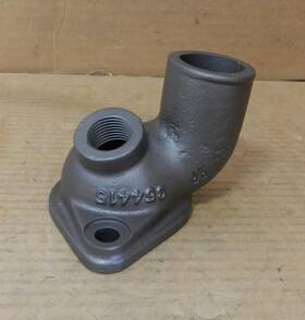 354415 Gm 1975-84 Chevrolet P30 Gmc P3500 Truck 454 V8 Used Thermostat Housing