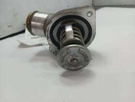 348.gm9m20 Gmc Thermostat Housing From 2020 Sierra 1500 5.3l 12304716
