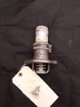 348.gm9b08 Gmc Truck 2008 Canyon 3.7l Thermostat Housing 178469 37k Mi