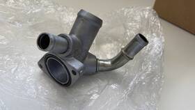 19360-pcx-000 Honda Water Outlet Cover - Used Like New