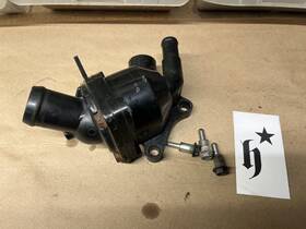 19305-raf-004 Honda Acura Oem 2004-2008 Tsx K24a2 Thermostat Housing 19305-raf-004 Honda Acura Oem 2004-2008 Tsx K24a2 Thermostat Housing