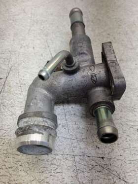 25600-2e500 Hyundai 2016-2021 Tucson 2.0l Thermostat Housing