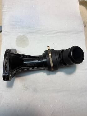 25631-2b057 Hyundai Kia 256312b057 Kona Oem 2018-2021 1.6l Turbo Thermostat Coolant Housing