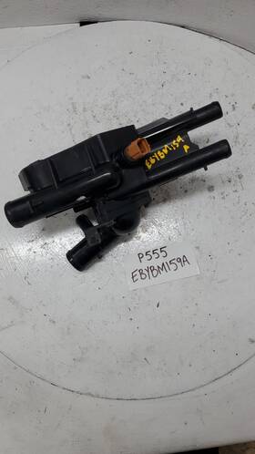 P555 Hyundai 2014 Sonata Engine Coolant Thermostat Housing Assembly P555 Hyundai 2014 Sonata Engine Coolant Thermostat Housing Assembly