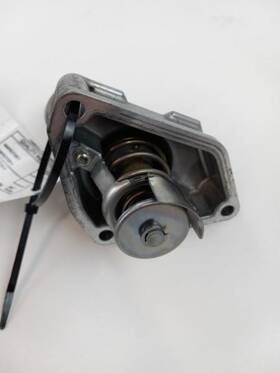 348.in1p10 Infiniti 2010 Ex35 Thermostat Housing Oem 348.in1p10 Infiniti 2010 Ex35 Thermostat Housing Oem