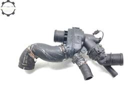 3-8555-ae Jaguar 2017-2020 Xe 3.0l Engine Water Coolant Thermostat Housing Oem