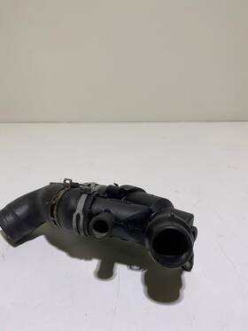 8w93-8a587-ag Jaguar 2012 Xf 5.0l Engine Cooling Thermostat Housing With Hoses