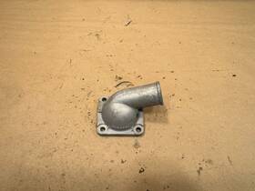 C42606 Jaguar Xjs 5.3l V12 Rh Thermostat Housing Cover Oem Pn