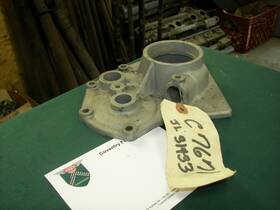 C7671 Jaguar Gearbox Rear Housing C7671 Jaguar Gearbox Rear Housing