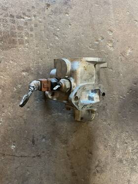Eac5730pa Jaguar 88-92 Xj6 Xj Oem Thermostat Housing 4.0 B35a