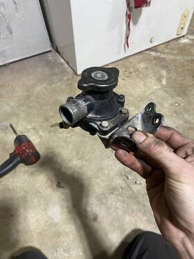 16160-1152 Kawasaki 94-97 Zx9r Thermostat Housing 16160-1152 Kawasaki 94-97 Zx9r Thermostat Housing