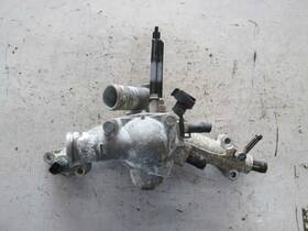 348.ki1o05 Kia Optimakia 2005 Thermostat Housing 338560