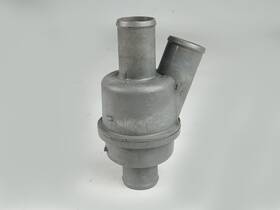 12.21.22.68 Land Rover 1999 - 2002 Discovery 2 Ii Thermostat Coolant Housing Front Unit Oem 12.21.22.68 Land Rover 1999 - 2002 Discovery 2 Ii Thermostat Coolant Housing Front Unit Oem