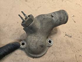 Hrc1554 Land Rover Defender Discovery Range Classic V8 Thermostat Housing