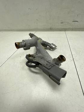 348.le1j07 Lexus Is250 2007 Thermostat Heater Coolant Inlet Pipe Hose Factory